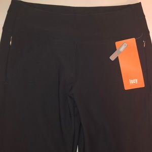 Brand New Lucy Everyday Pant Size M Reg Fossil